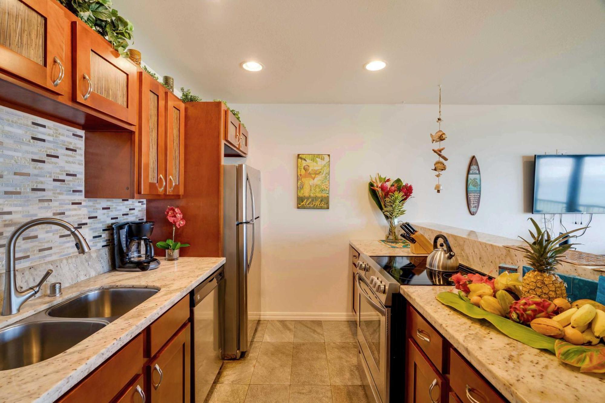 Waipouli Beachfront Condo With Balcony And Ocean Views Kapa'a Exterior photo